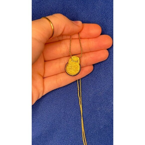 Trifari Gold Tone & Black Acrylic Pac Man Interlocking Circle 18” Necklace! 105 - Picture 8 of 8